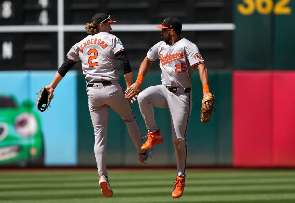 Henderson and Santander celebrate win