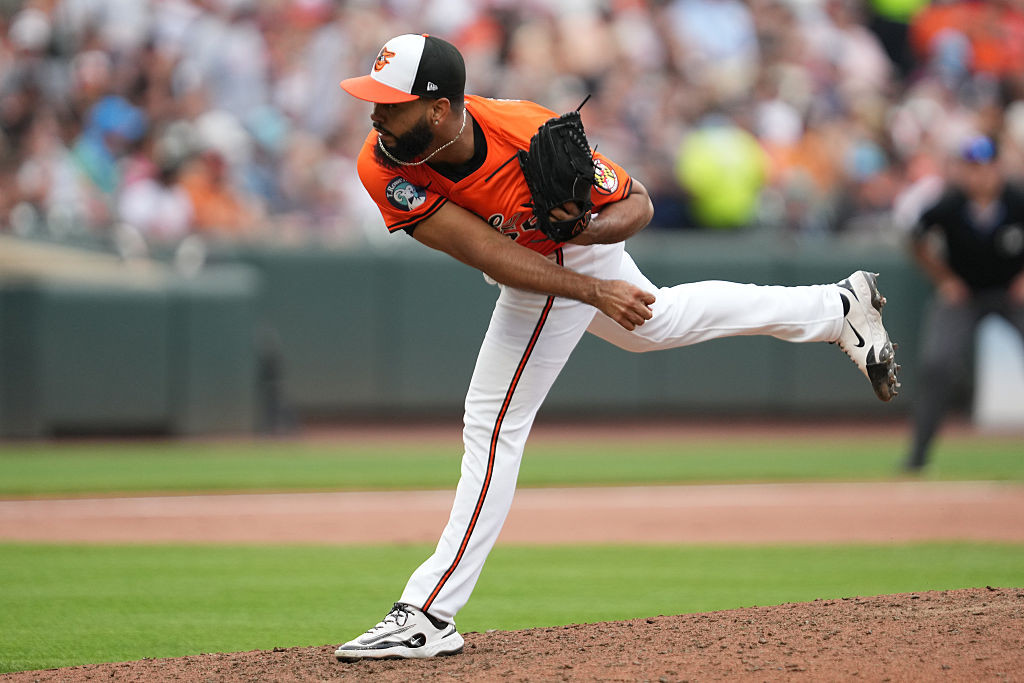 Seranthony Dominguez